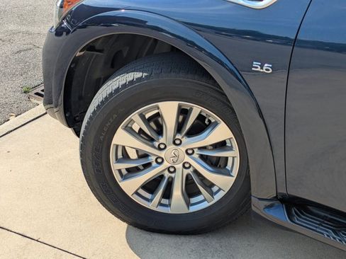 Used 2017 INFINITI QX80 4WD w/ Driver Assistance Package image 7