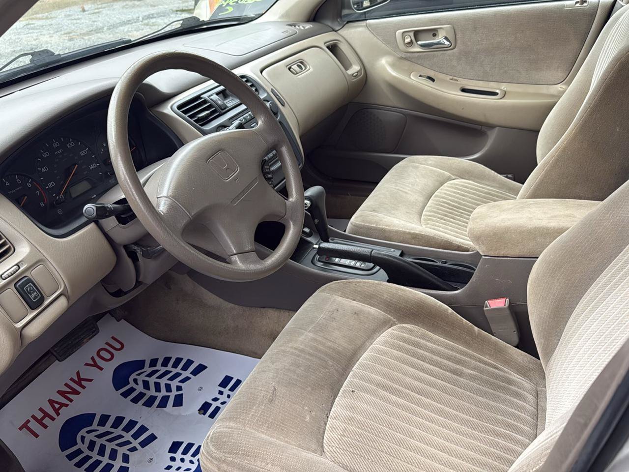 Used 1998 Honda Accord LX image 6