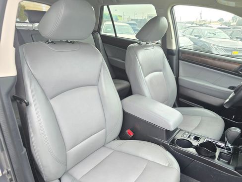 Used 2019 Subaru Outback 2.5i Limited w/ Protection Package #1 AWD/4WD image 11