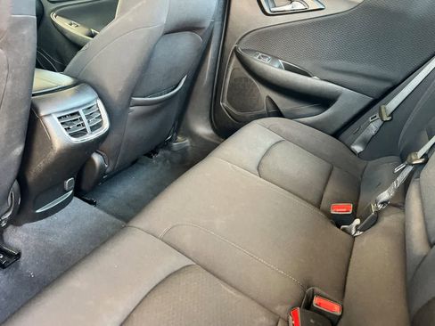 Used 2023 Chevrolet Malibu LT FWD image 5