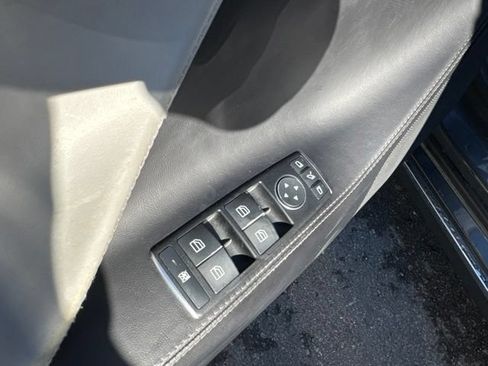 Used 2016 Tesla Model S AWD image 11