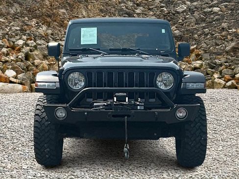 Used 2019 Jeep Wrangler Rubicon image 3