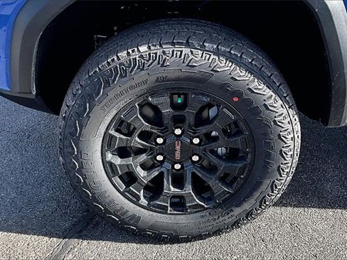 New 2026 GMC Canyon Elevation w/ Convenience Package image 12