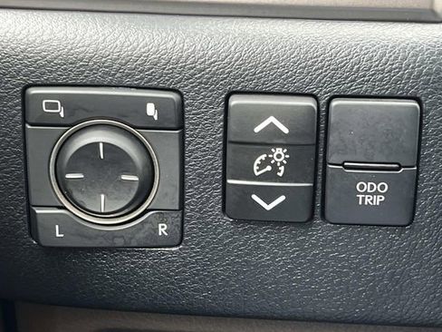 Used 2023 Lexus GX 460 Premium w/ Premium Plus Package AWD/4WD image 36
