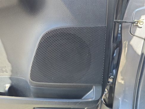 Used 2017 Toyota RAV4 XLE image 15