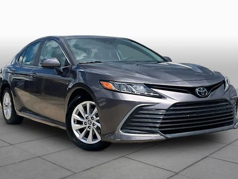 Used 2024 Toyota Camry LE FWD image 3