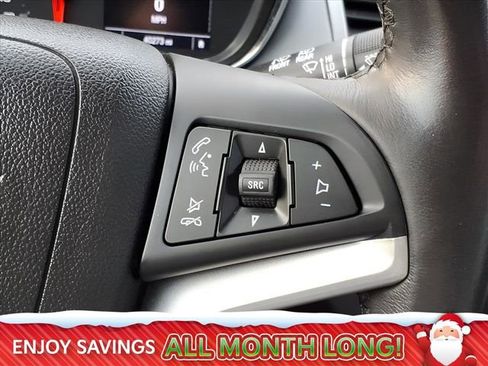 Used 2020 Chevrolet Trax LT w/ LT Convenience Package image 27