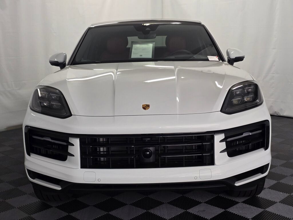 Certified 2026 Porsche Cayenne Coupe AWD/4WD image 10