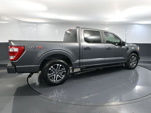 Used 2021 Ford F150 XL w/ STX Appearance Package RWD image 6