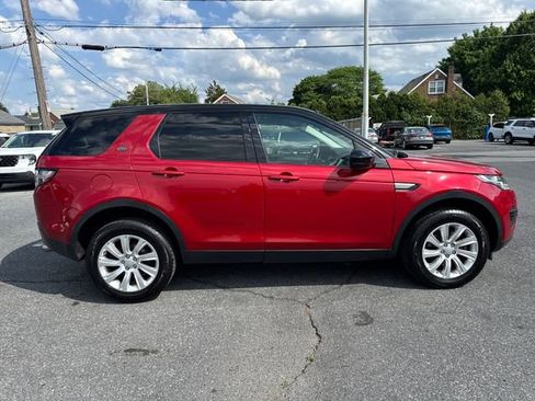 Used 2017 Land Rover Discovery Sport SE AWD/4WD image 6