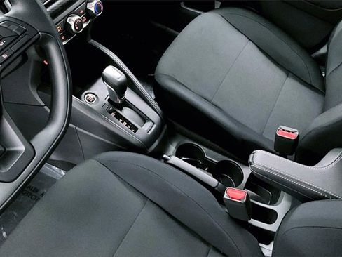 New 2025 Nissan Kicks Play S image 8