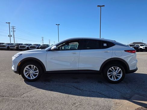 New 2026 Buick Envista Preferred w/ Convenience I Package image 4