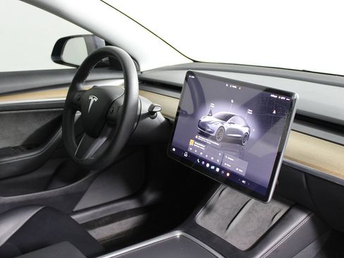 Used 2022 Tesla Model 3 Performance image 13