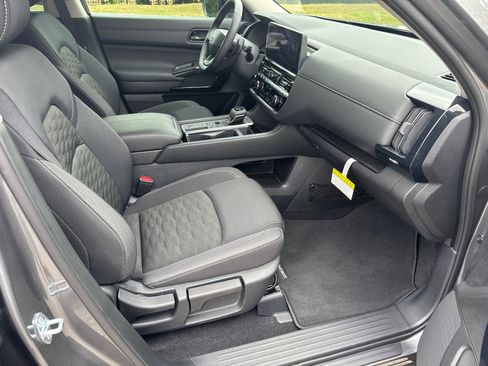 New 2026 Nissan Pathfinder SV w/ Cargo Package FWD image 13