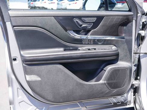 Used 2021 Lincoln Corsair FWD w/ Premium Package image 21