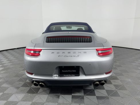 Certified 2018 Porsche 911 Carrera S image 32