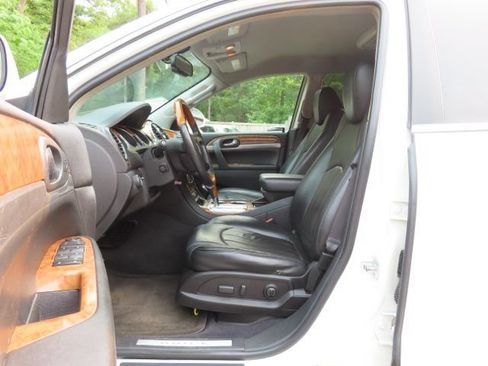 Used 2010 Buick Enclave CXL AWD/4WD image 21