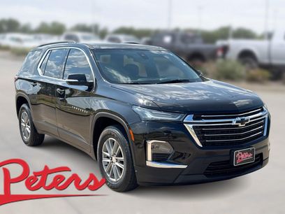 Used 2023 Chevrolet Traverse LT