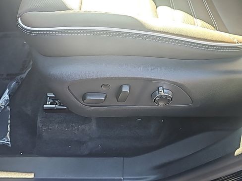 New 2026 GMC Acadia Denali Ultimate image 13