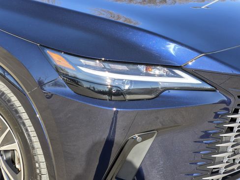 Used 2025 Lexus RX 350 Premium Package image 8