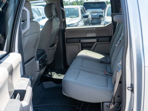 Used 2018 Ford F150 XLT w/ Equipment Group 302A Luxury AWD/4WD image 27