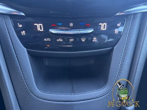 Used 2022 Cadillac XT6 Sport image 31