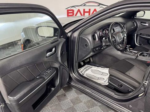 Used 2023 Dodge Charger SXT RWD image 10
