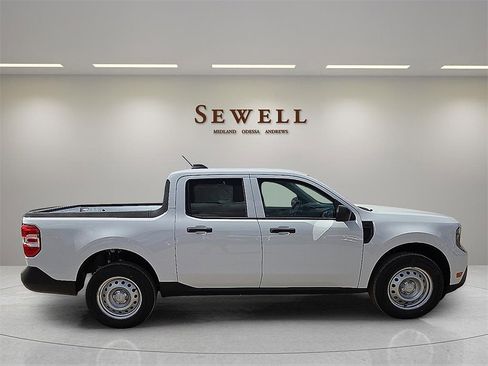 New 2025 Ford Maverick XL w/ Equipment Group 102A image 5