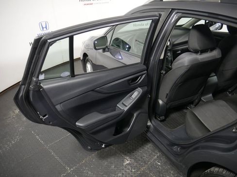 Used 2018 Subaru Impreza 2.0i Premium w/ Eyesight & BSD & Rcta image 9