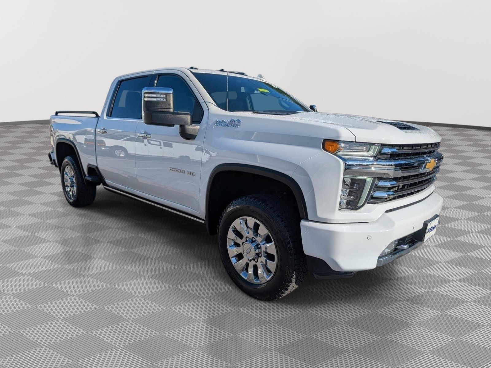Used 2022 Chevrolet Silverado 2500 High Country w/ Safety Package II AWD/4WD image 7