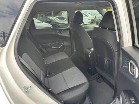 Used 2022 Kia Soul EX FWD image 10
