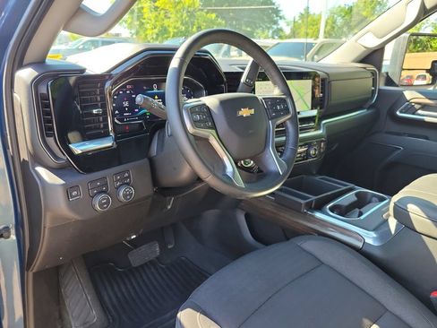 Used 2025 Chevrolet Silverado 2500 LT w/ All Star Edition AWD/4WD image 23