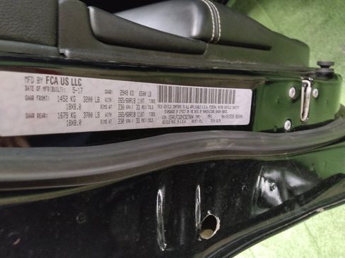 Used 2017 Jeep Grand Cherokee Overland w/ Jeep Active Safety Group image 33