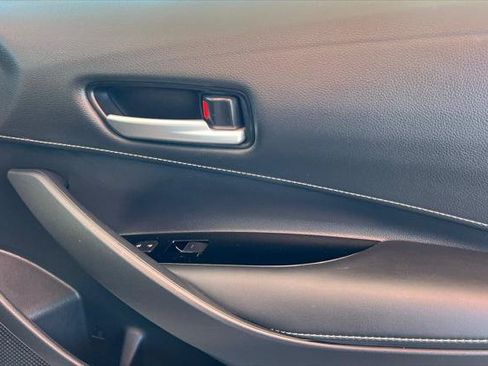 Certified 2021 Toyota Corolla SE FWD image 18
