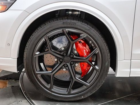 New 2026 Audi RS Q8 performance image 21