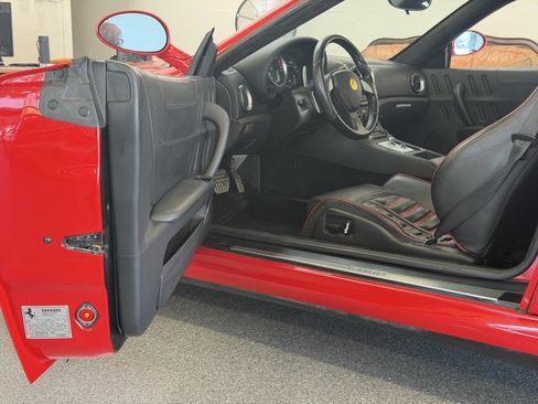 Used 2002 Ferrari 575M Maranello image 18