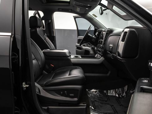 Used 2018 Chevrolet Silverado 1500 LTZ image 38