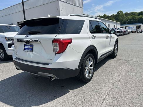 Used 2020 Ford Explorer Limited AWD/4WD image 3