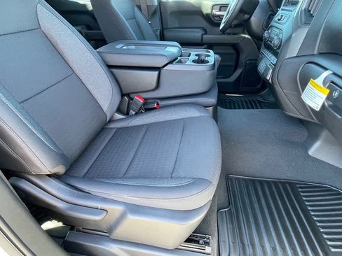 New 2026 Chevrolet Silverado 1500 Custom Trail Boss w/ LPO, Dark Essentials Package image 10