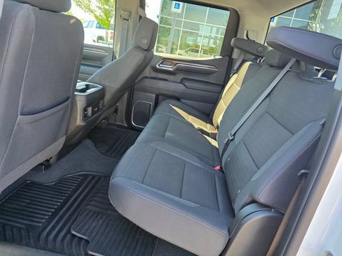 Used 2023 Chevrolet Silverado 1500 RST w/ Z71 Off-Road Package AWD/4WD image 18