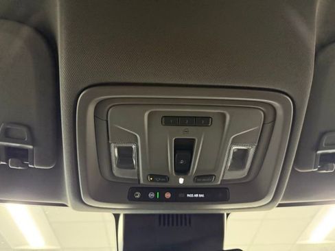 New 2026 GMC Sierra 1500 SLT w/ SLT Premium Plus Package image 19