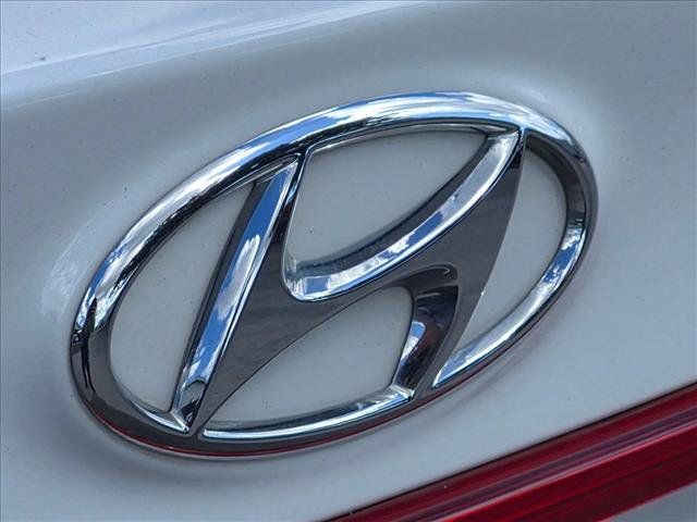 Used 2022 Hyundai Santa Fe SEL w/ Cargo Package FWD image 16