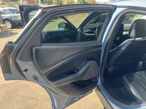 Used 2023 Ford Mustang Mach-E Select RWD image 18