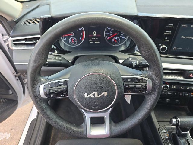 Used 2022 Kia K5 LX FWD image 13