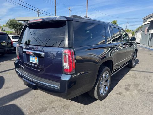 Used 2017 GMC Yukon XL Denali w/ Open Road Package AWD/4WD image 5
