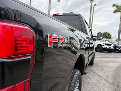 Used 2024 Ford F250 Limited w/ FX4 Off-Road Package image 9