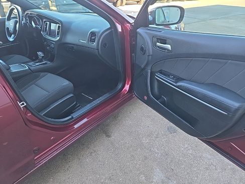 Used 2017 Dodge Charger SXT w/ Rallye Group image 71