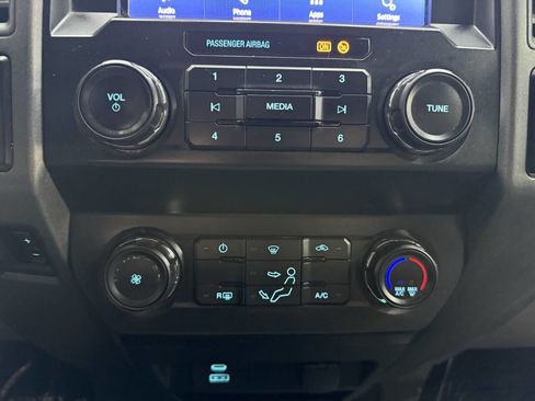 Used 2021 Ford F250 XL w/ STX Appearance Package AWD/4WD image 29