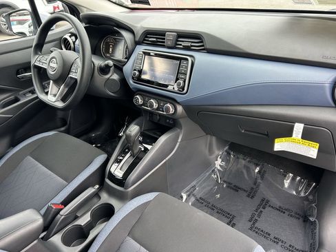 Used 2025 Nissan Versa SV w/ Trunk Package image 8