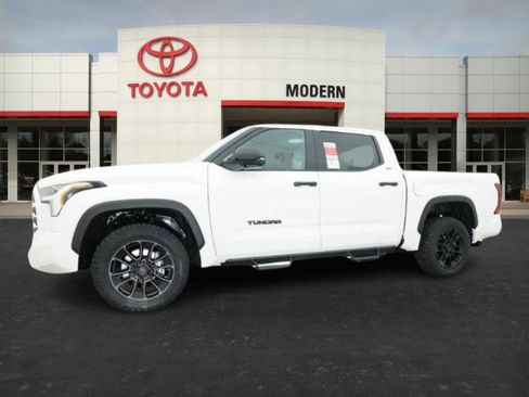 New 2026 Toyota Tundra SR5 image 8